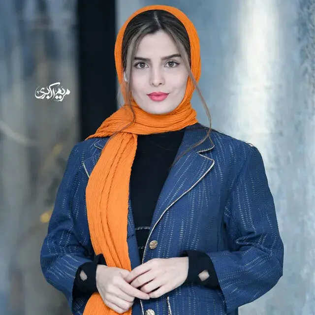 غزاله اکرمی