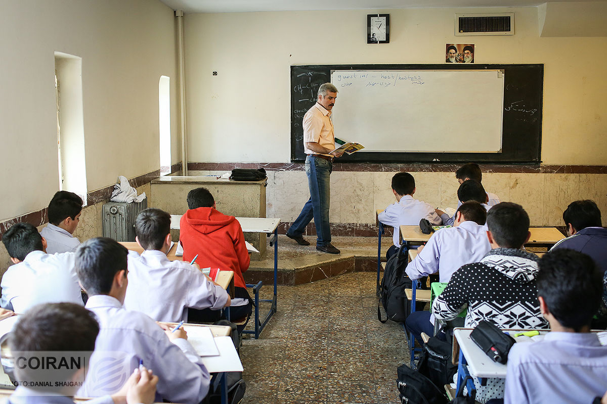 حقالزحمه ساعت اضافه تدریس معلمان افزایش مییابد