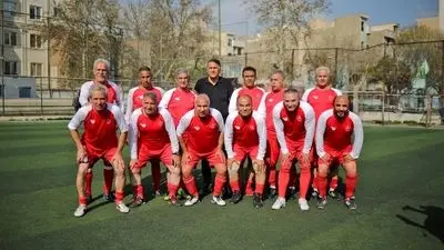 برنامه مسابقات مهم فوتبال امروز جمعه ۷ آذر ۱۴۰۴ + پخش زنده