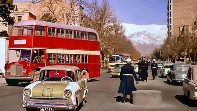 عکس‌هایی از چگونگی حفاظت از آثار موزه ملی و کاخ گلستان در دوران جنگ