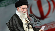 قابی از گذشته؛ حضور رهبر انقلاب در تخت جمشید