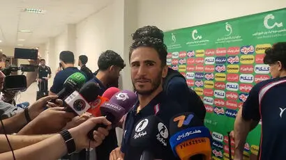 اعتراض گروهی ذوب‌آهنی‌ها به مردود شدن گل دوم مقابل نساجی