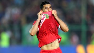 دو صحنه جنجالی بازی پرسپولیس و سپاهان