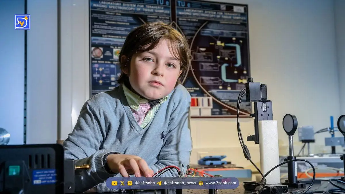 دکتری فیزیک کوانتوم در ۱۵ سالگی؛ نوجوان نابغه، جهان را شگفت‌زده کرد