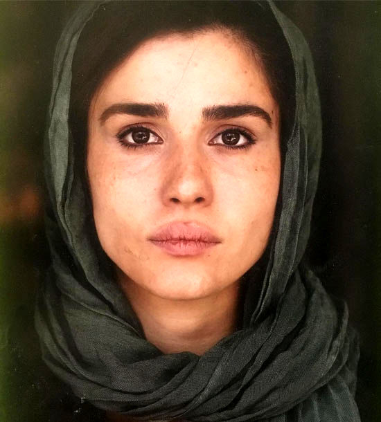 مرجان اتفاقیان ویکی پدیا