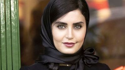 ژست خاص الناز شاکردوست در کنار سگ بامزه‌اش + عکس