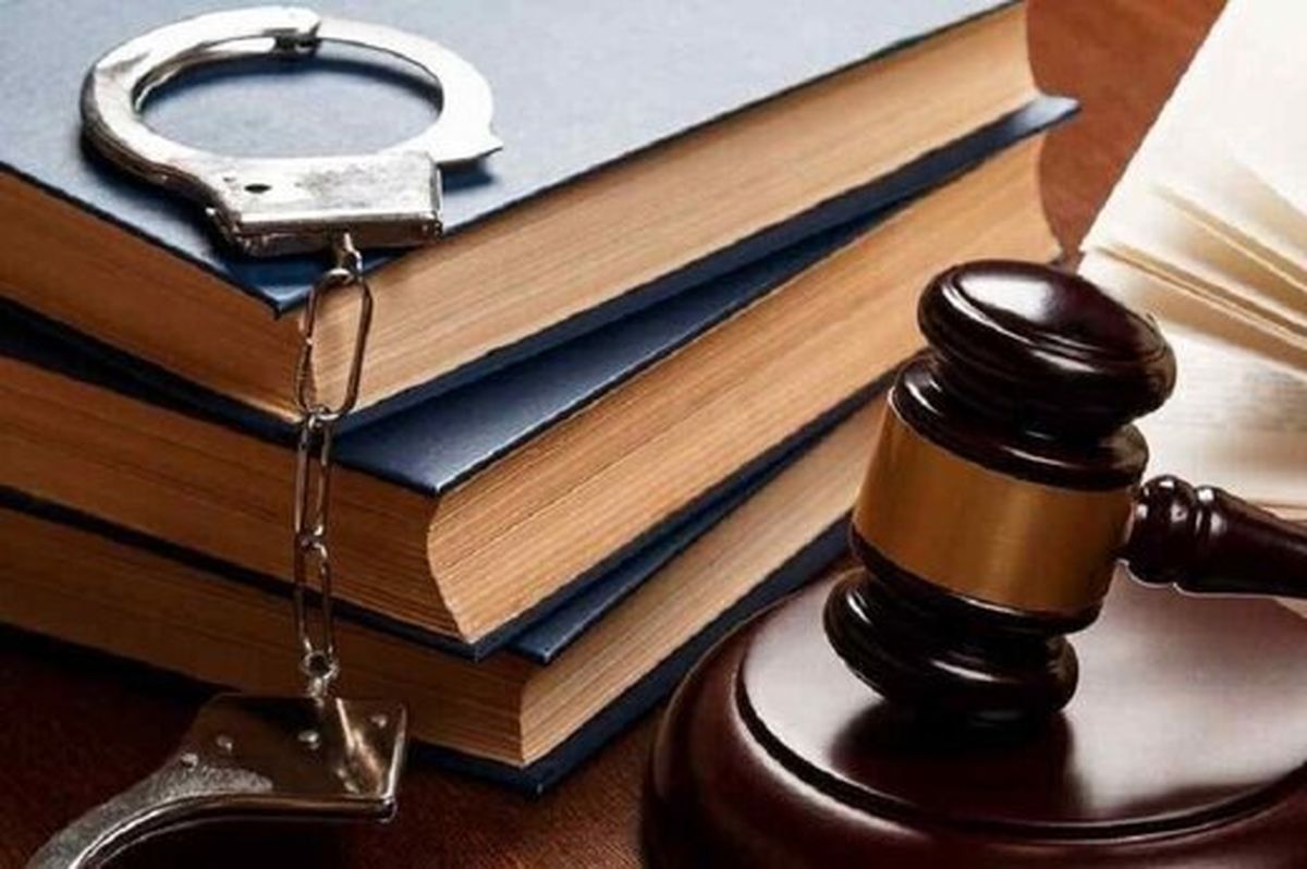 کیتفنگ بر میدارد، کی چاقو میکشد؟