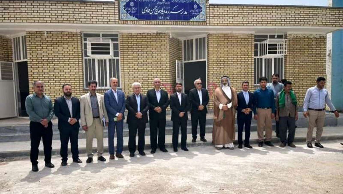 فداکاری شهروند اهوازی در مراسم درگذشت پدرش