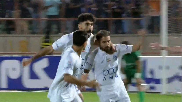 گل اول استقلال به شمس آذر توسط مهران احمدی