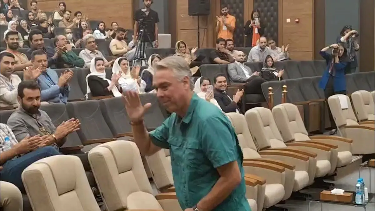 تقدیر از لوسادا مربی بدنساز پرسپولیس در کنگره بین المللی فوتبال کلینیک