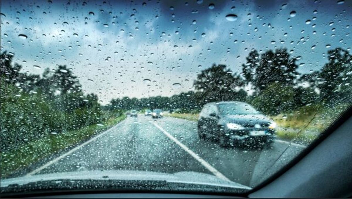 خطرات رانندگی در هوای باران