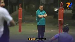 قلعه نویی و دستیارش با پرواز تیم ملی به تهران برنگشتند!