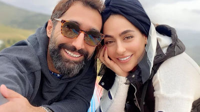 استایل پریناز ایزدیار و شروین حاجی پور در پشت صحنه یک فیلم سینمایی در جنگل دو هزار تنکابن