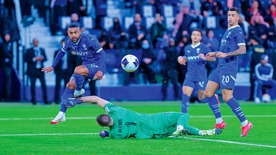 خلاصه بازی الهلال 4 - العروبا 0 (هفته 31 لیگ عربستان)