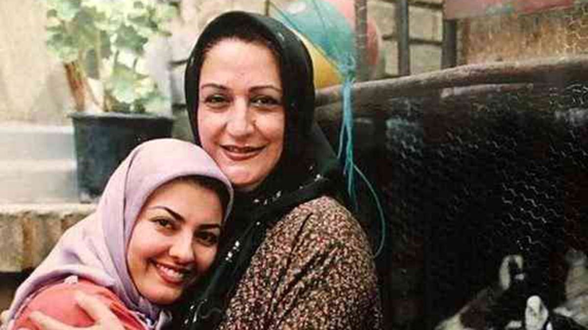 استوری مخاطب دار ناهیدِ «خانه به دوش» با متنی کنایه‌آمیز