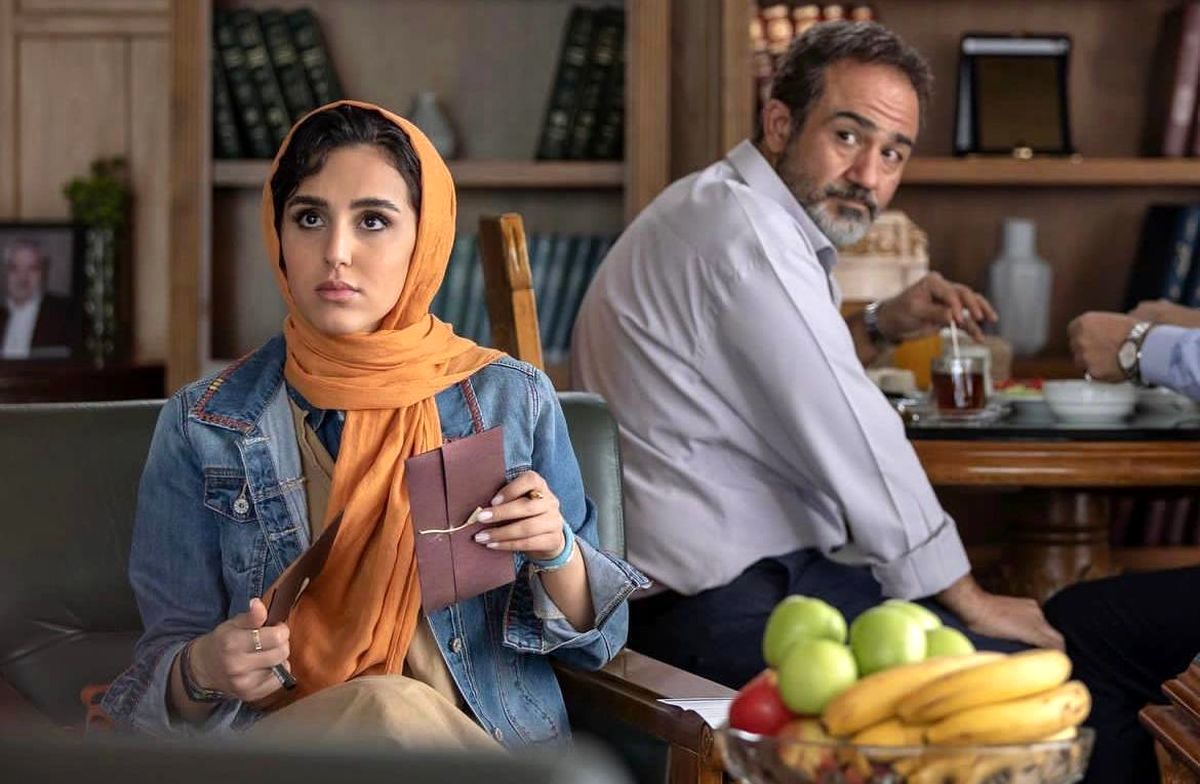 نگار نیکدل، بازیگر نقش شیدا در زخمکاری با تیپ و استایل بهاری 1404