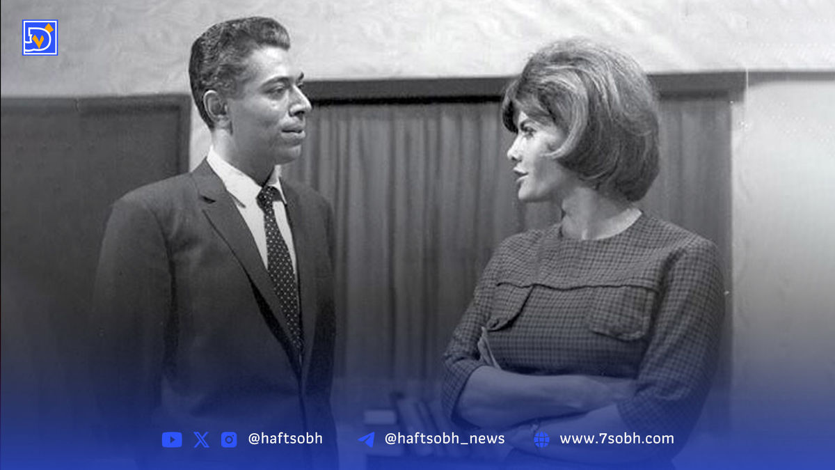 قاب تاریخ| عکسهای دیدنی از فخری خوروش و علی نصیریان روی سن تئاتر در دهه 40