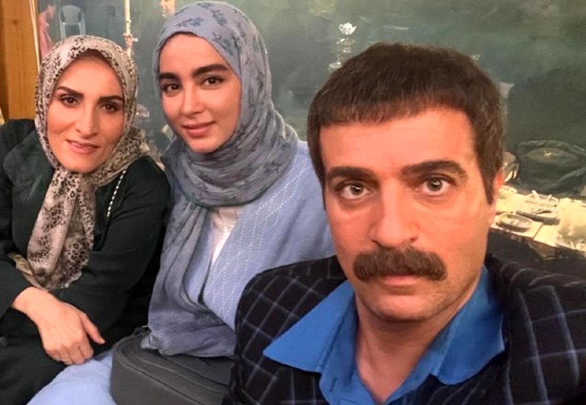 عکس پشت صحنه اتاق گریم ارسطو با خانم گریمور های پایتخت