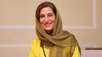 بیوگرافی فاطمه معتمد آریا + از «مدرسه موش‌ها» تا «کلاه قرمزی»