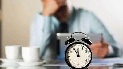 ساعت رسمی کشور دوباره تغییر می‌کند؟