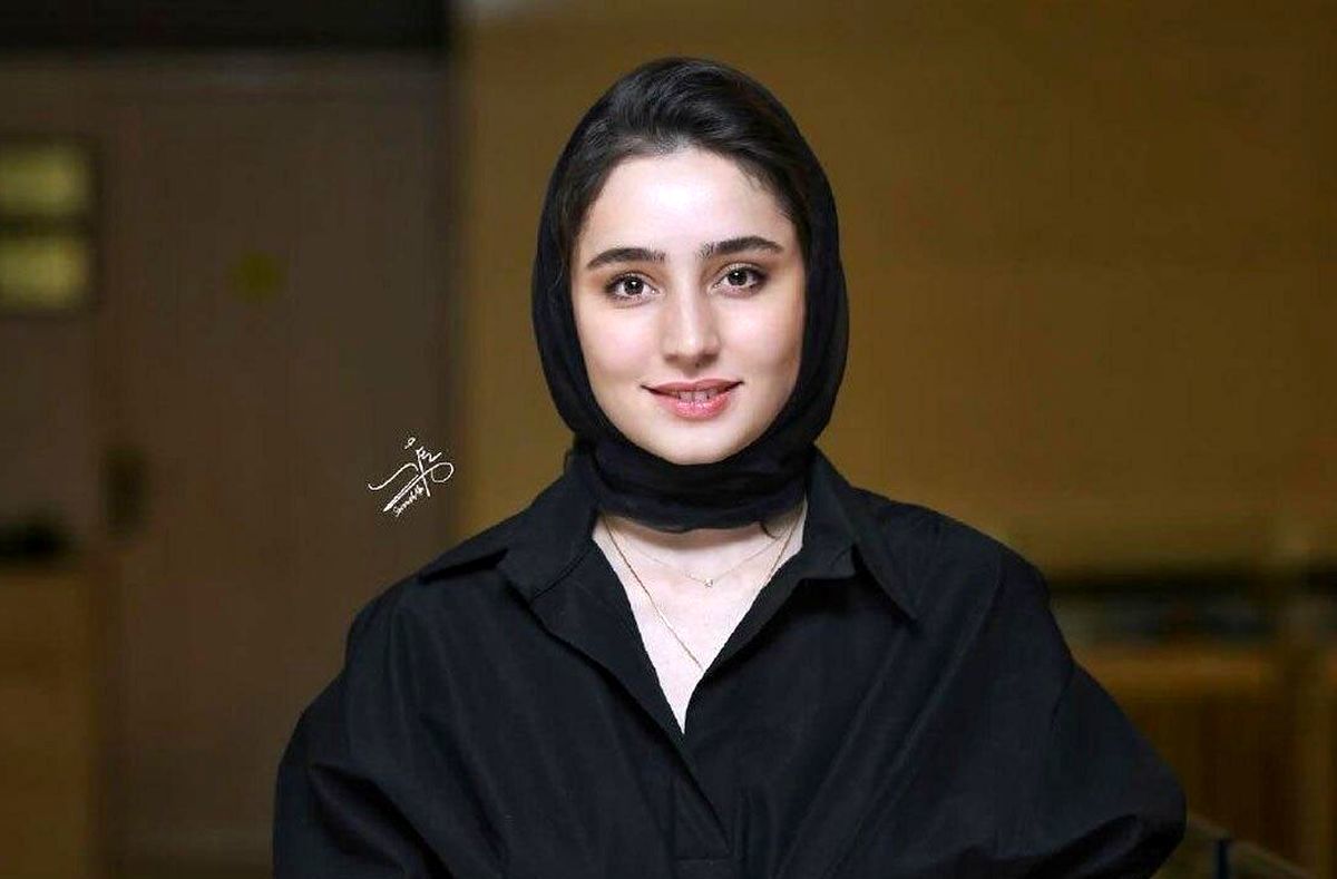 عکس های خیره کننده سها نیاستی بازیگر «زن و بچه» در پاریس / شوکه می شوید!