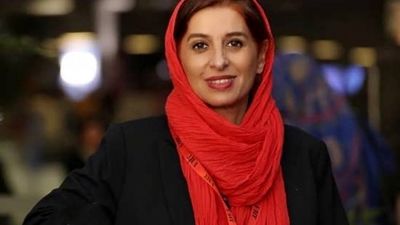 رونمایی از مجسمه پارسا پیروزفر بازیگر چشم رنگی ایرانی + عکس