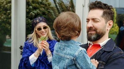 دکوراسیون باسلیقه خانه بهزاد خلج بازیگر سریال پوست شیر؛ از کنسول طلایی تا گرامافون 