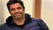 دکوراسیون اتاق کار جدید منوچهر هادی با تزیین قاب های زیبا
