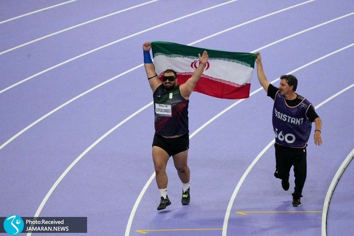 وضعیت عجیب کفشهای قهرمان پارالمپیک ایران + عکس