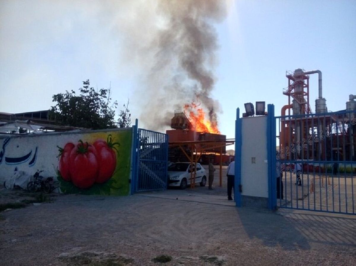 آتشسوزی گسترده در کارخانه رب + جزئیات