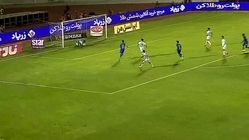 ضربه‌ی رامین رضاییان که باید گل می‌شد
