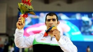 فیلم قتل مسلحانه مرد کرمانشاهی به دست قهرمان کشتی ایران + بیوگرافی تلخ بابک قربانی