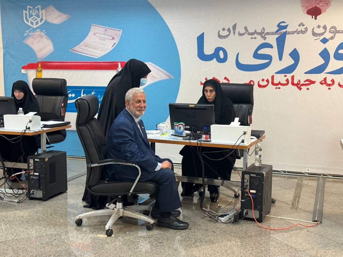 یک نامزد دیگر هم از انتخابات انصراف داد