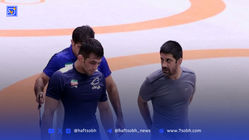 مانند کشتی پیروز کسی است که پا پس نکشد