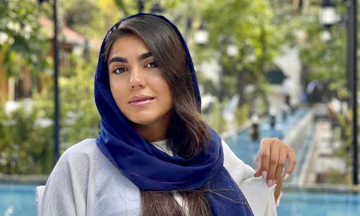 آزاده زارعی و خانوادهاش؛ چه شباهتی دارن به هم