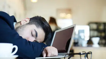  چرت زدن چه زمانی خطرناک می‌شود؟ 