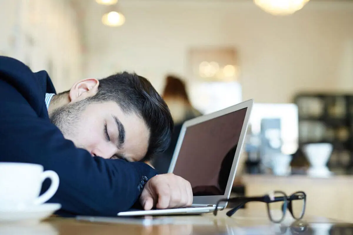  چرت زدن چه زمانی خطرناک می‌شود؟ 