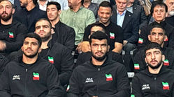 ورود کشتی گیران آزاد و فرنگی به سالن