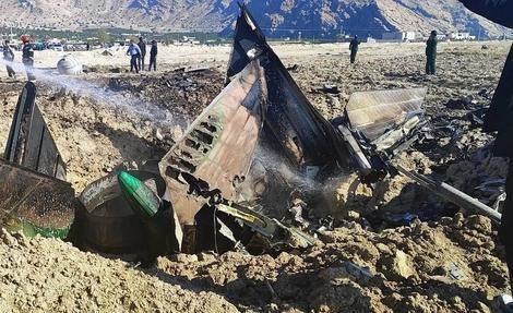 سرنوشت خلبان پس از سقوط سوخو 22 در استان فارس