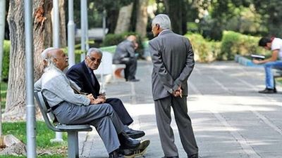 اعطای وام ۵۰ میلیون تومانی به بازنشستگان؛ شرایط جدید و نحوه دریافت