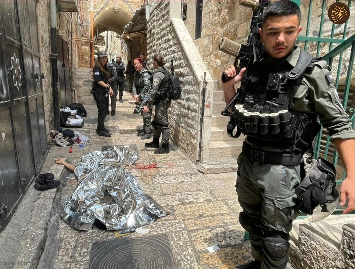 ببینید | لحظه حمله گردشگر ترک به پلیس اسرائیل و کشته شدن او