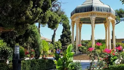 فال حافظ امروز چهارشنبه 1 مهرماه ۱۴۰۵