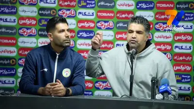 توهین سرمربی لیگ برتری به خبرنگاران!