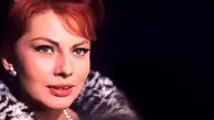 سفر به دیروز| تغییر چهره و اضافه وزن «ثریا اسفندیاری» در جشن تولد 69 سالگی اش؛ 24سال پیش