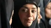 الهام چرخنده در 37 سالگی و در کنار پسرش ارسطو
