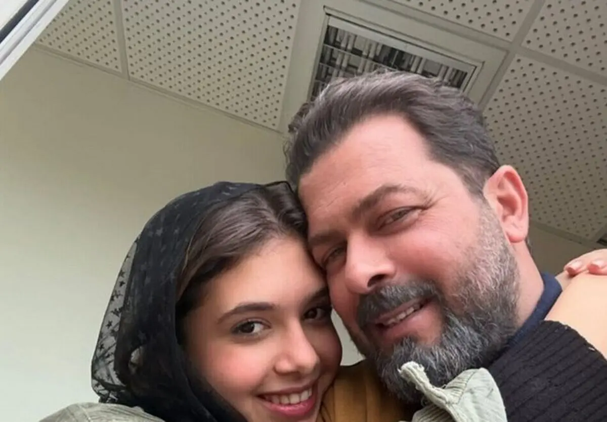 نگاهی به چیدمان  خانه پر از مهر و مجلل پژمان بازغی/ از تلویزیون هوشمند تا تا مبلمان ساده اما شیک