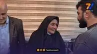با وساطت حسن یزدانی؛ بخشش جوان قاتلی که طناب دارش پاره شد!
