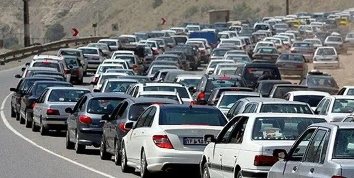 ترافیک وحشتناک جاده چالوس را یک‌طرفه کرد
