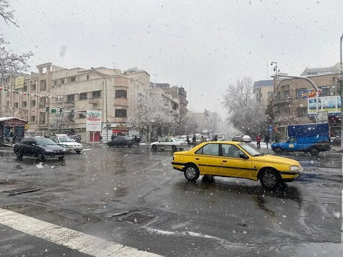 هواشناسی امروز سه‌شنبه ۴ فروردین 1405 / مه، باران و برف در تهران