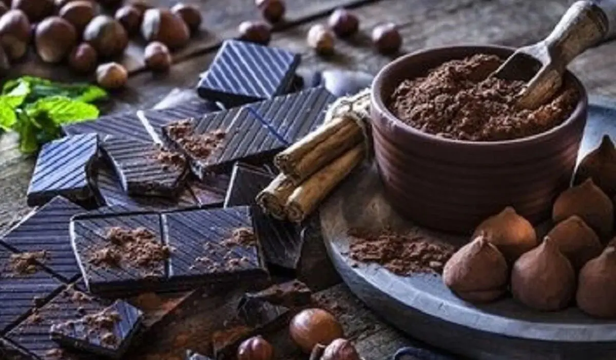 نوش جان کنید و سالم بمانید/ ۵ فایده مهم شکلات تلخ برای بدن